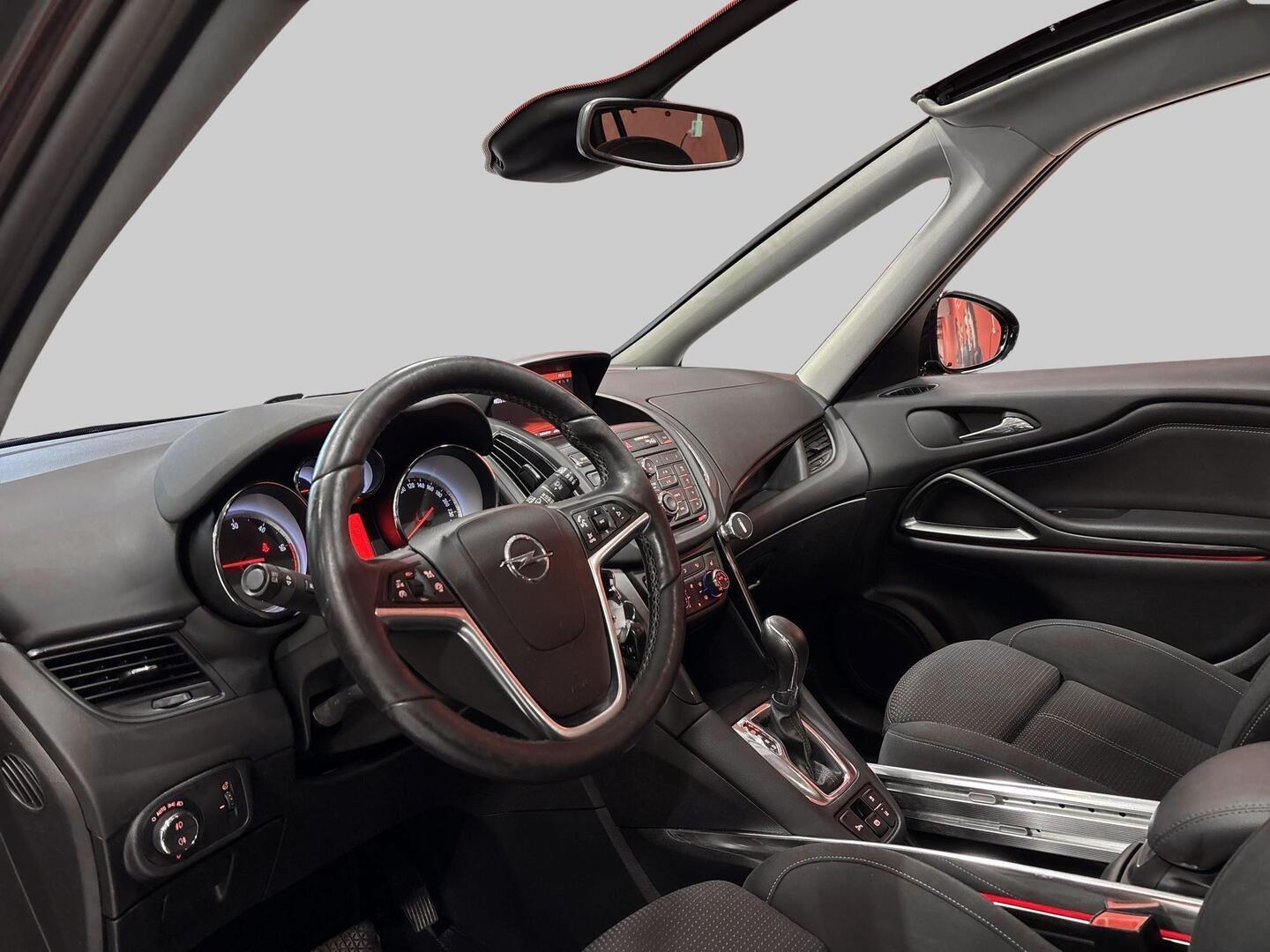 OPEL Zafira Tourer 2015