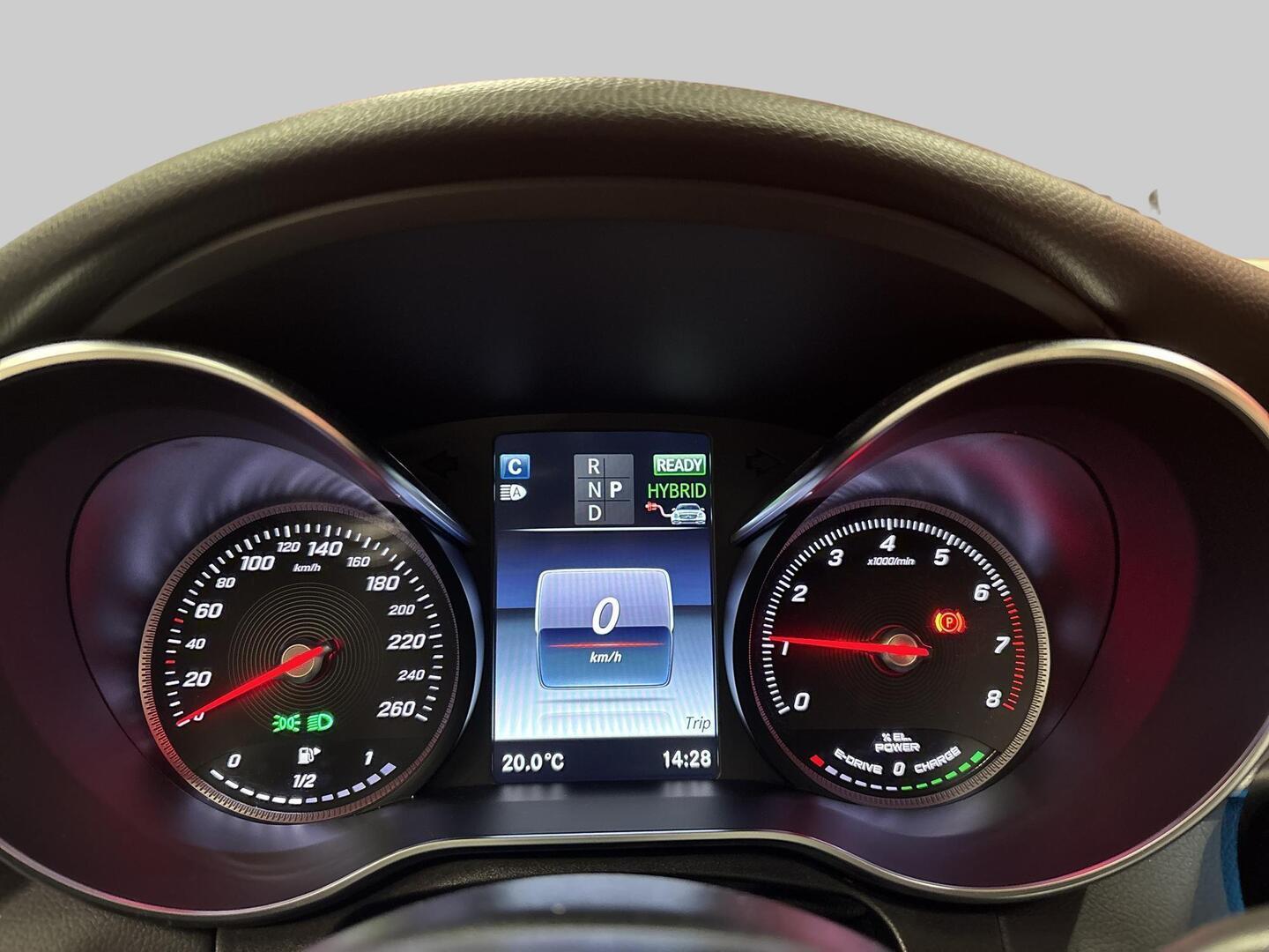 MERCEDES-BENZ C 2018