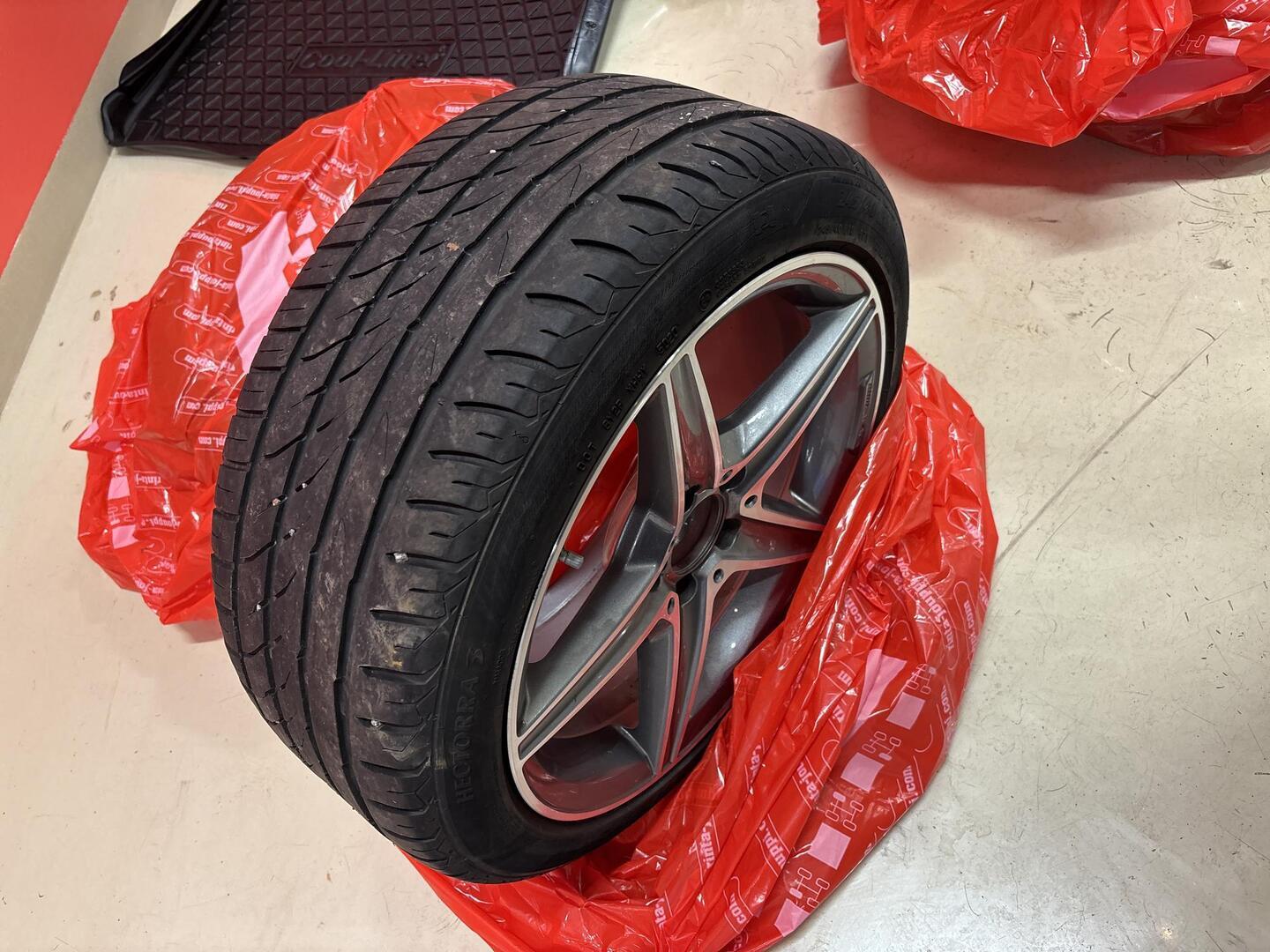 MERCEDES-BENZ C 2018