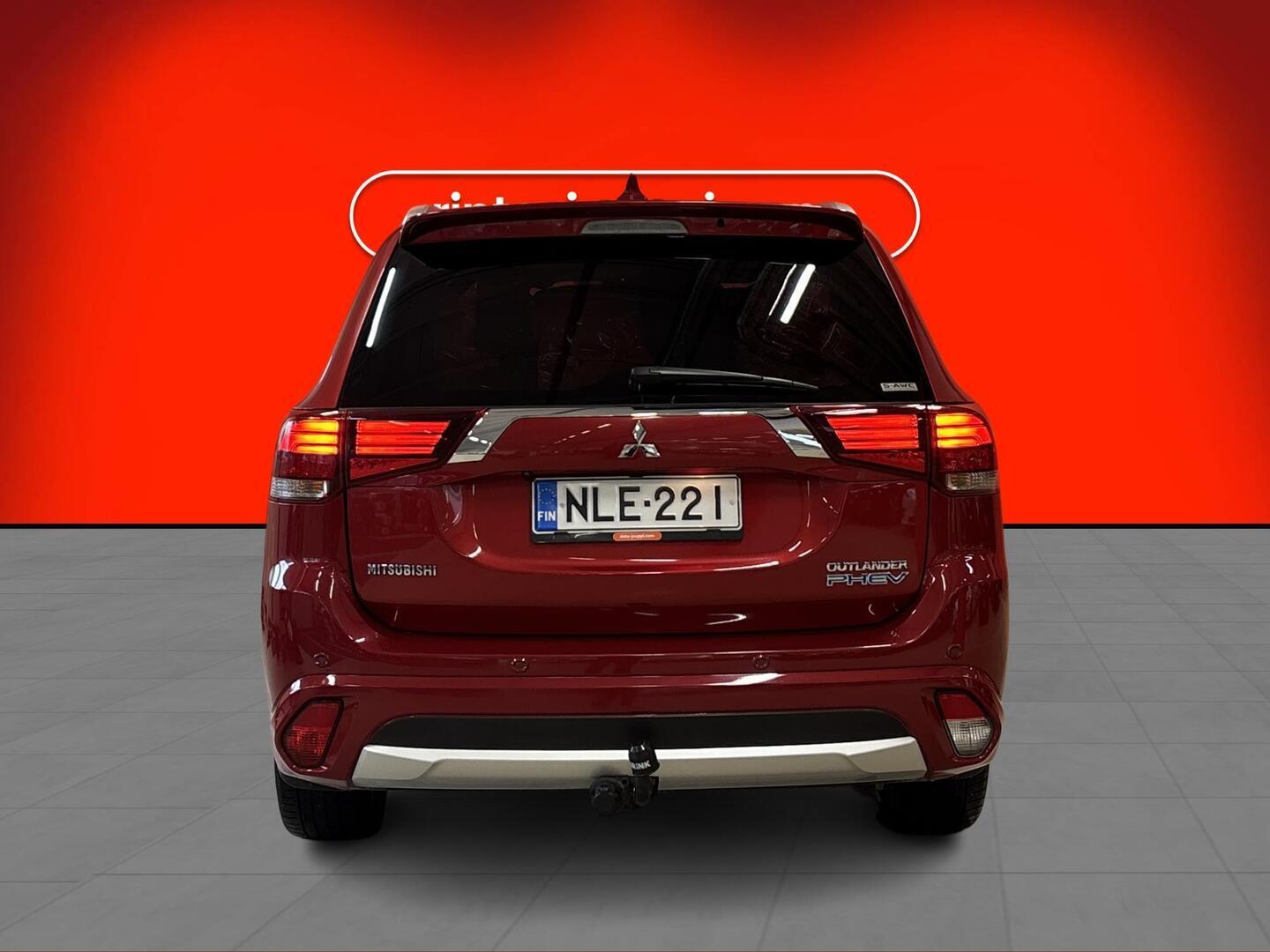 MITSUBISHI Outlander PHEV 2018