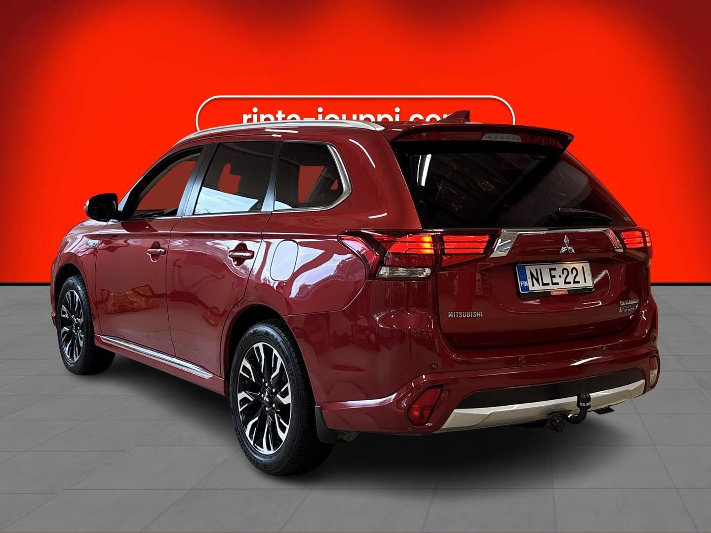 MITSUBISHI Outlander PHEV 2018