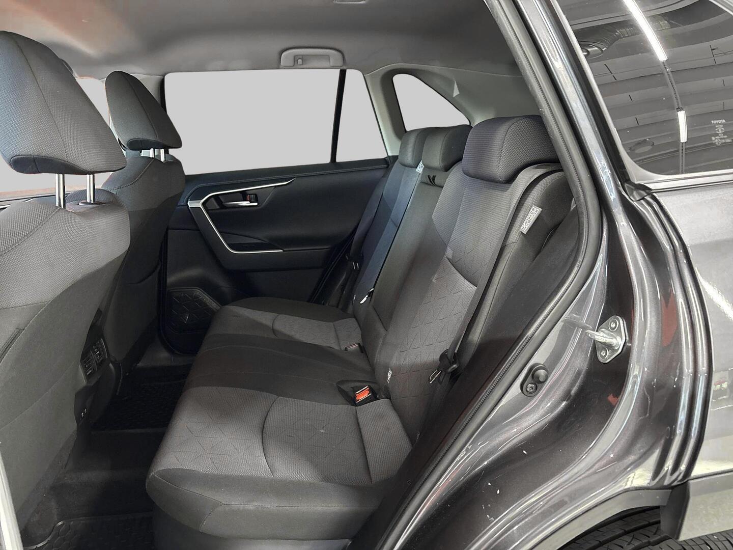 TOYOTA RAV4 2019