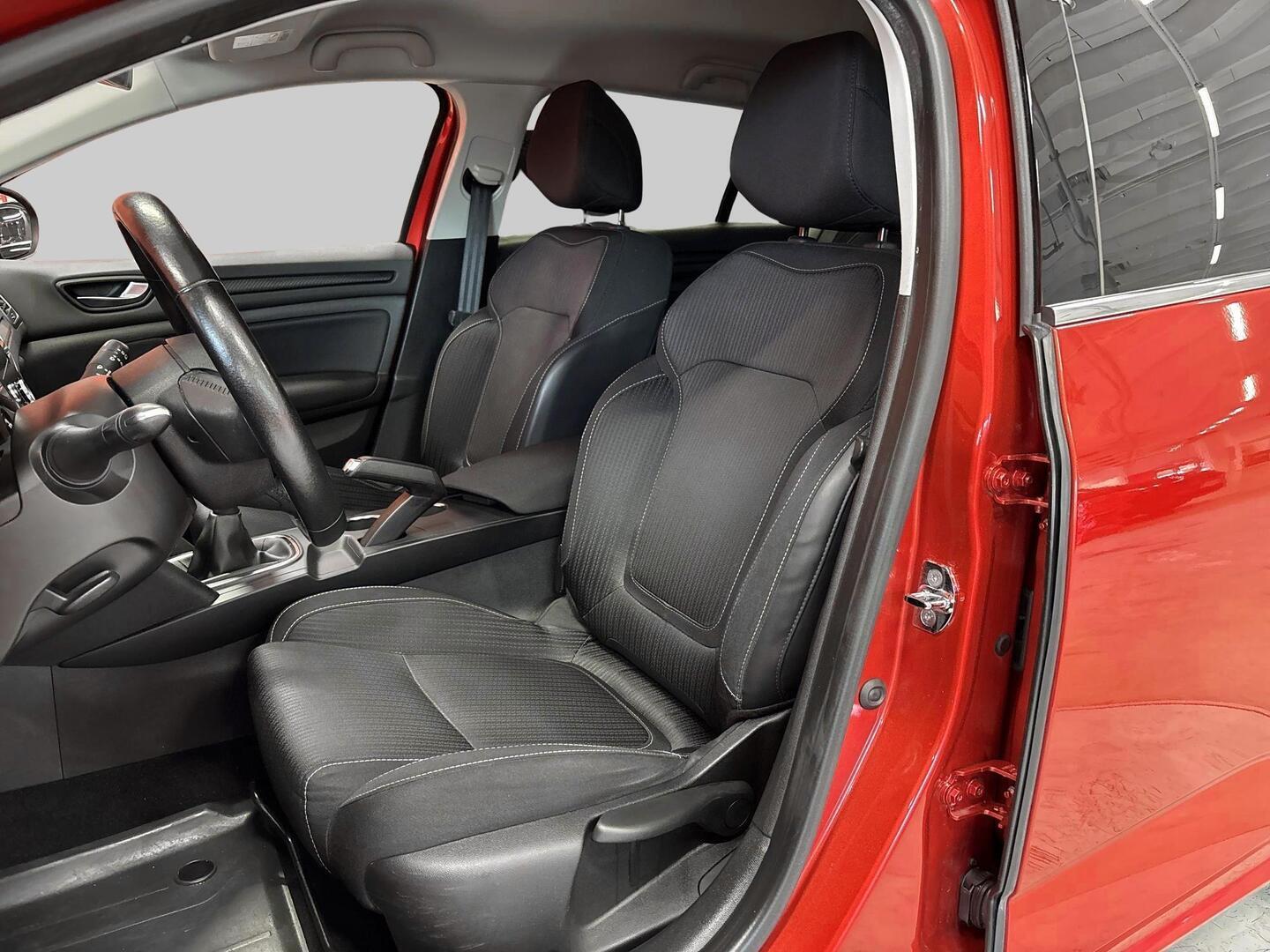 RENAULT Megane 2018