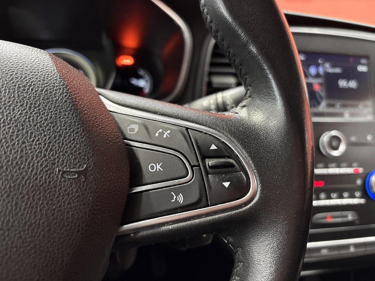 RENAULT Megane 2018