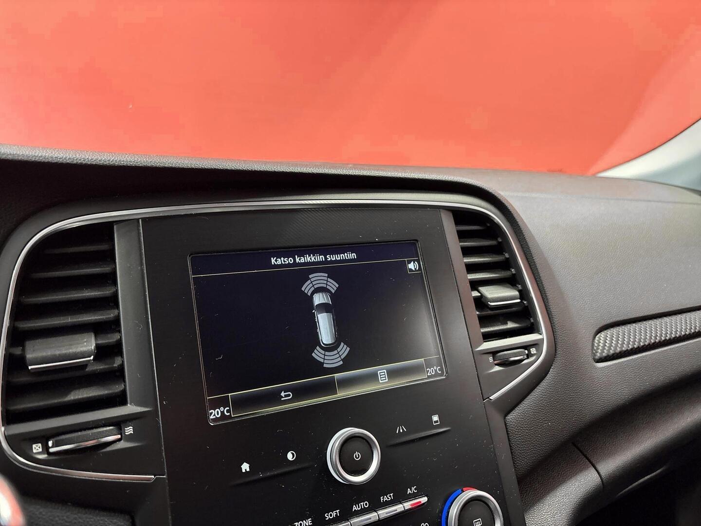 RENAULT Megane 2018
