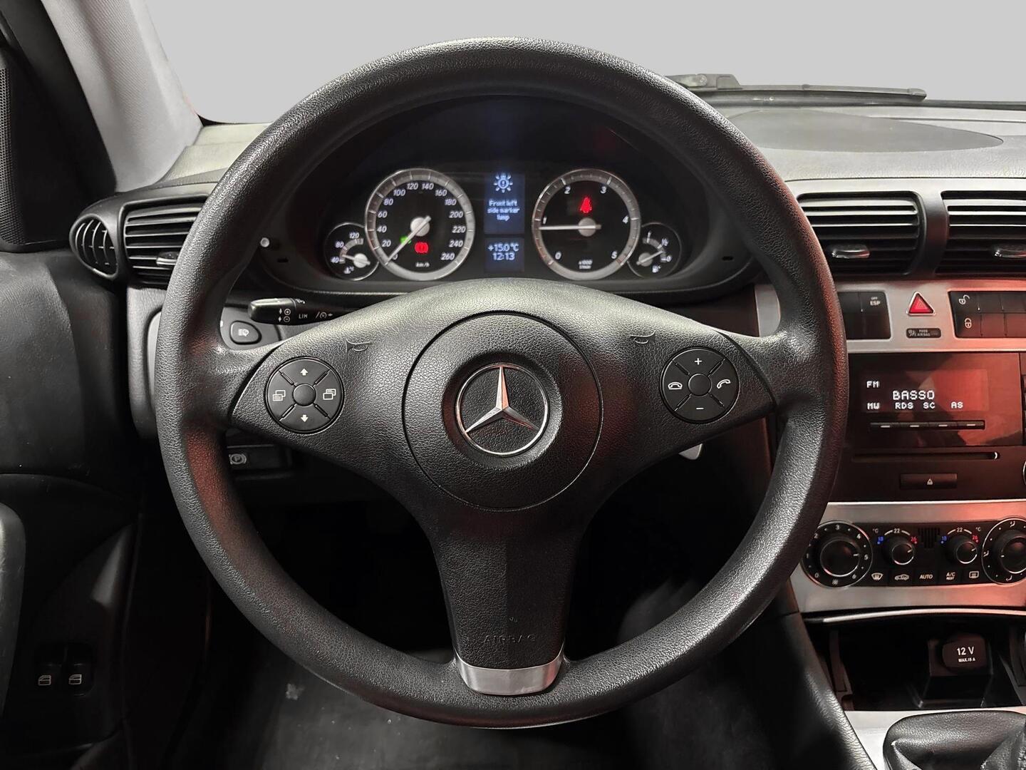 MERCEDES-BENZ CLC 2009