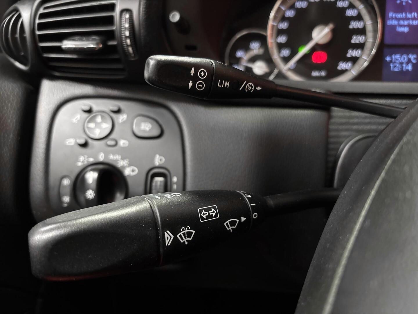 MERCEDES-BENZ CLC 2009