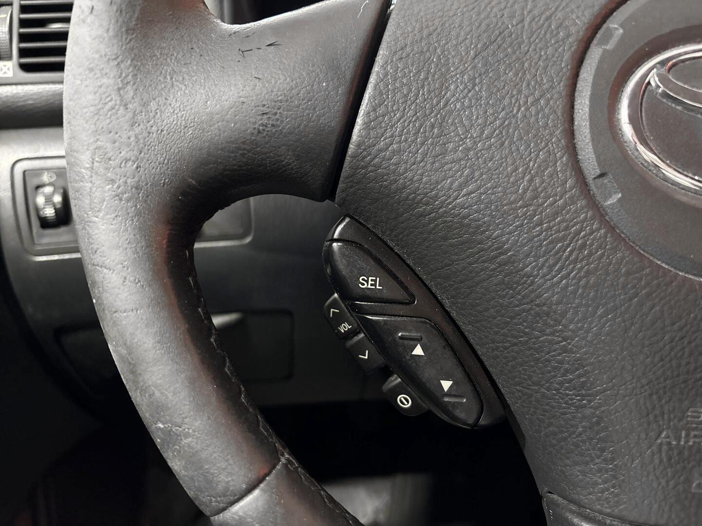 TOYOTA Corolla 2002