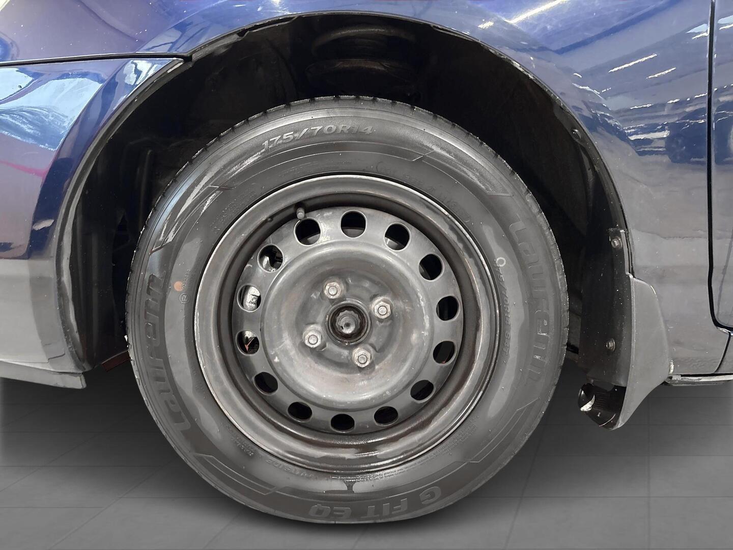 TOYOTA Corolla 2002