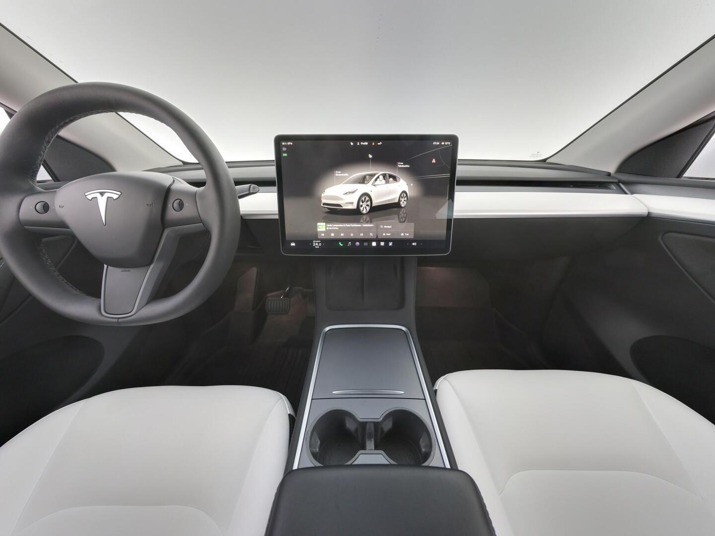 TESLA MODEL Y 2022