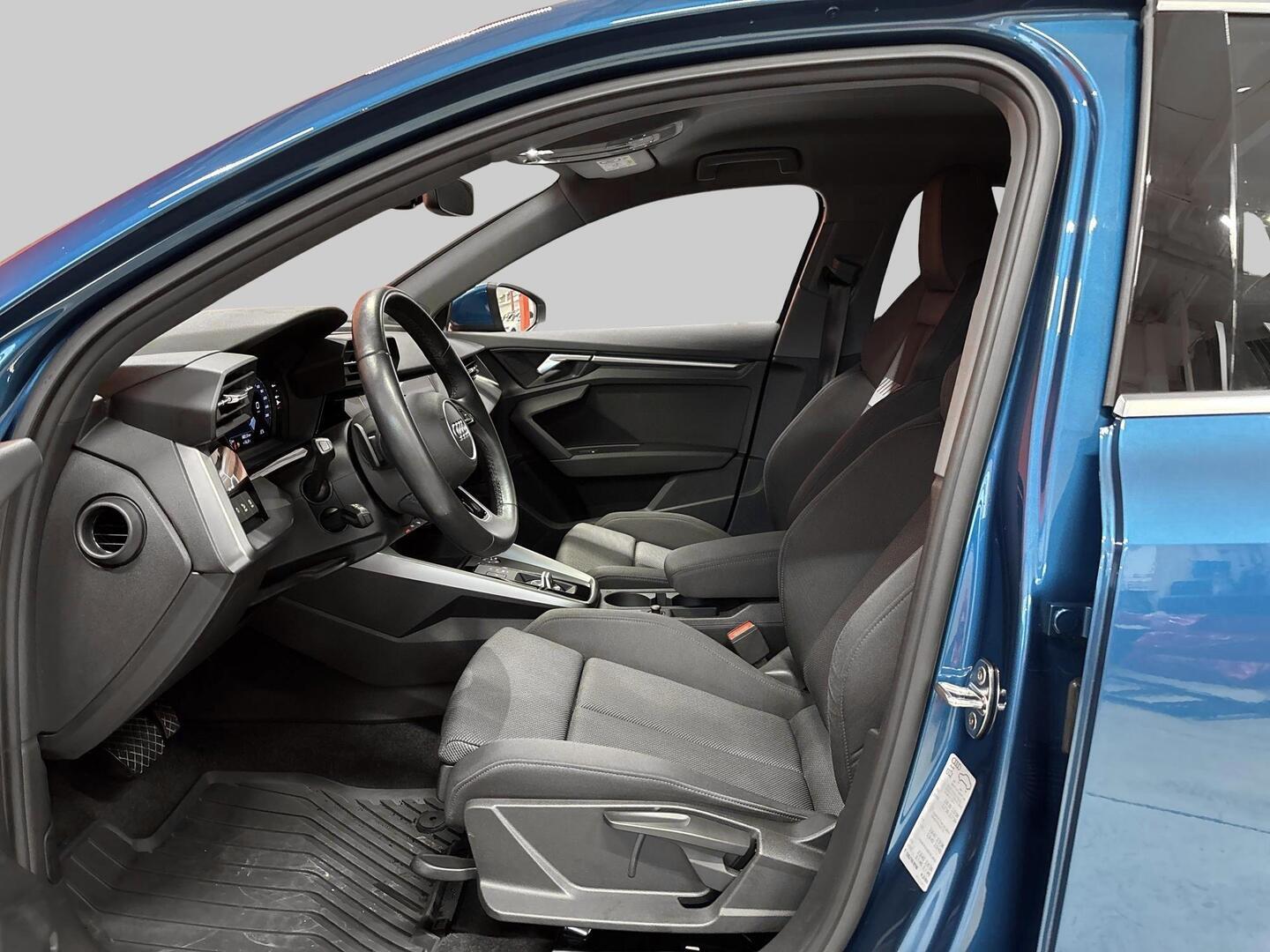 AUDI A3 2021