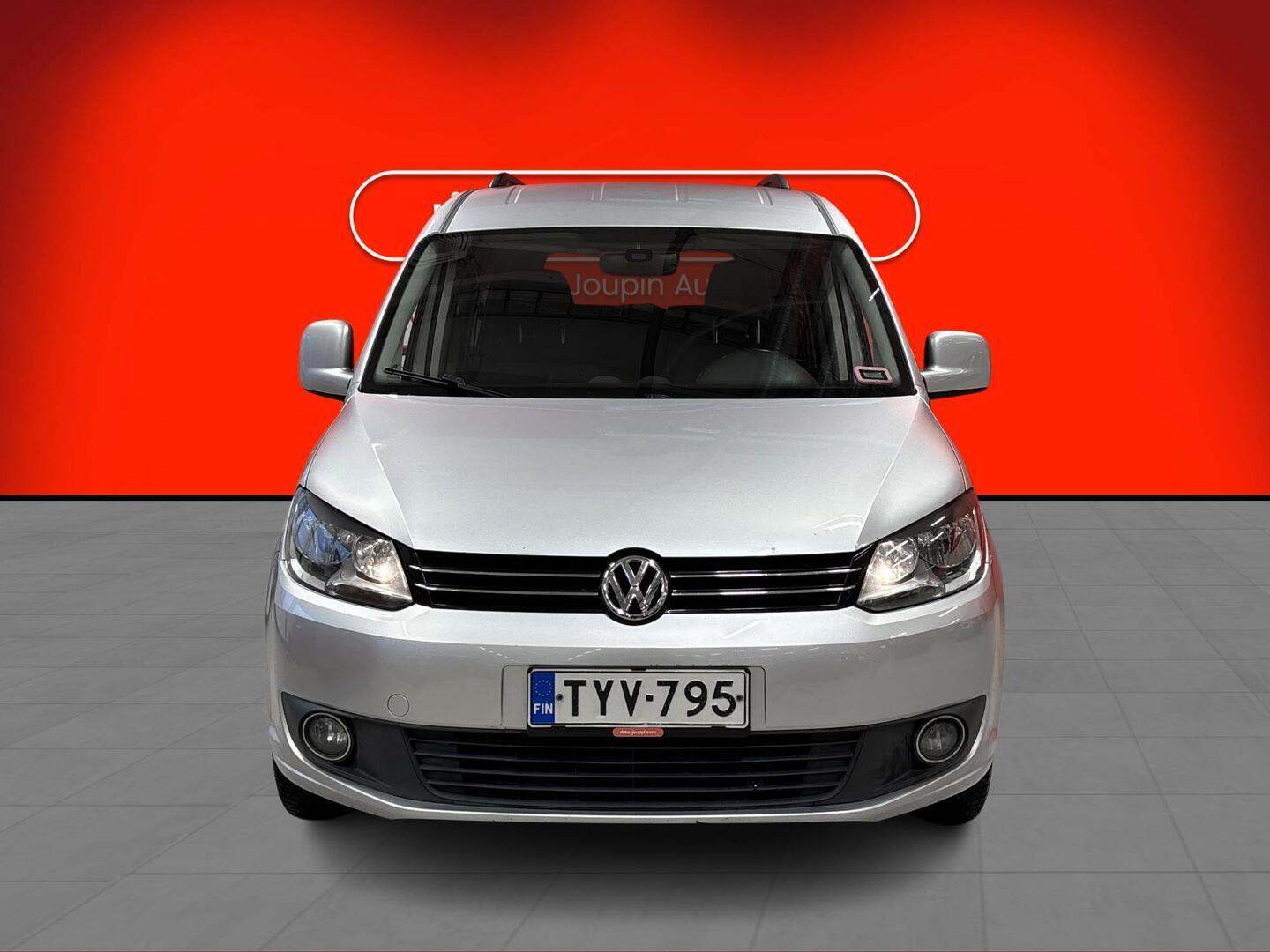 VOLKSWAGEN Caddy Maxi 2012