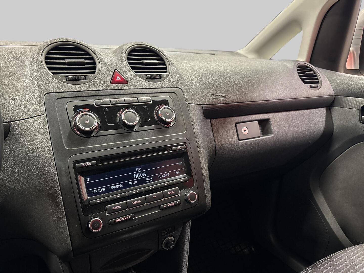 VOLKSWAGEN Caddy Maxi 2012