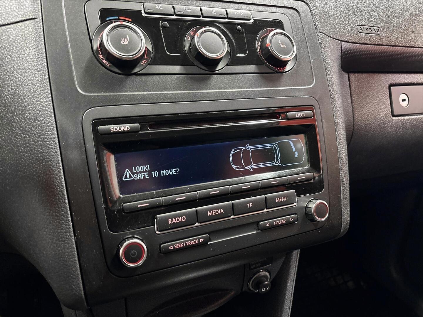 VOLKSWAGEN Caddy Maxi 2012