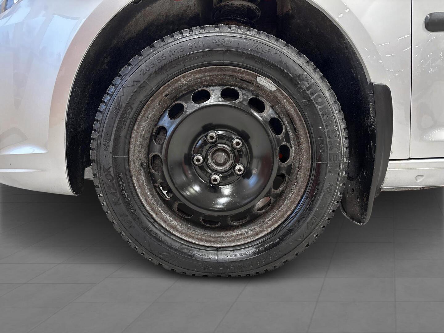 VOLKSWAGEN Caddy Maxi 2012