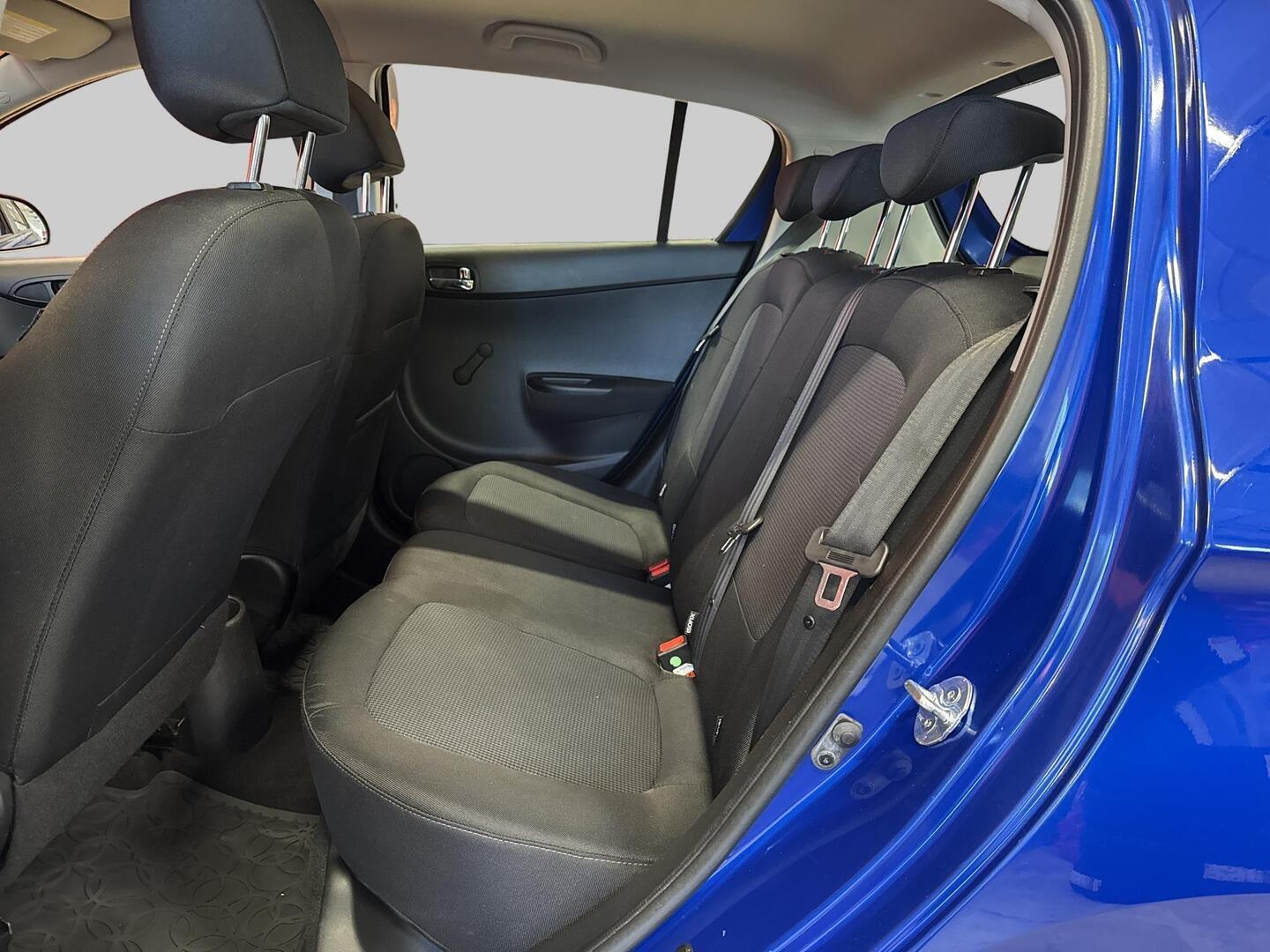 HYUNDAI i20 5d 2013