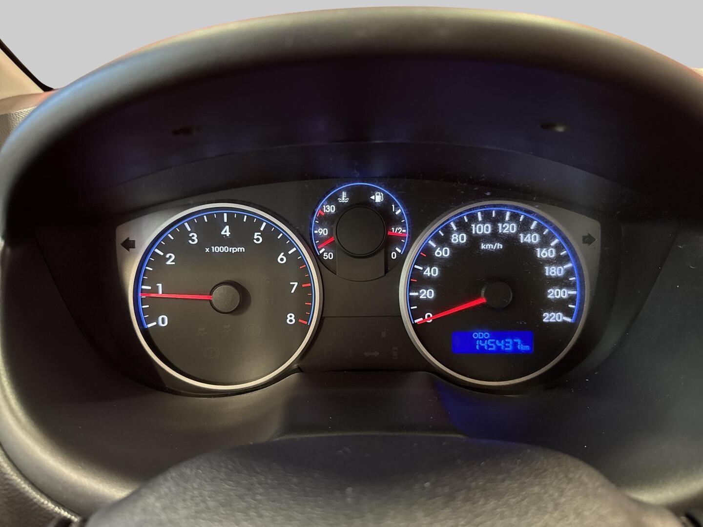 HYUNDAI i20 5d 2013