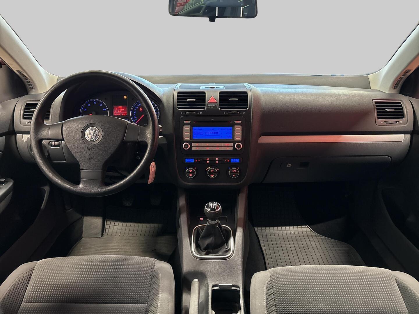 VOLKSWAGEN Golf 2008