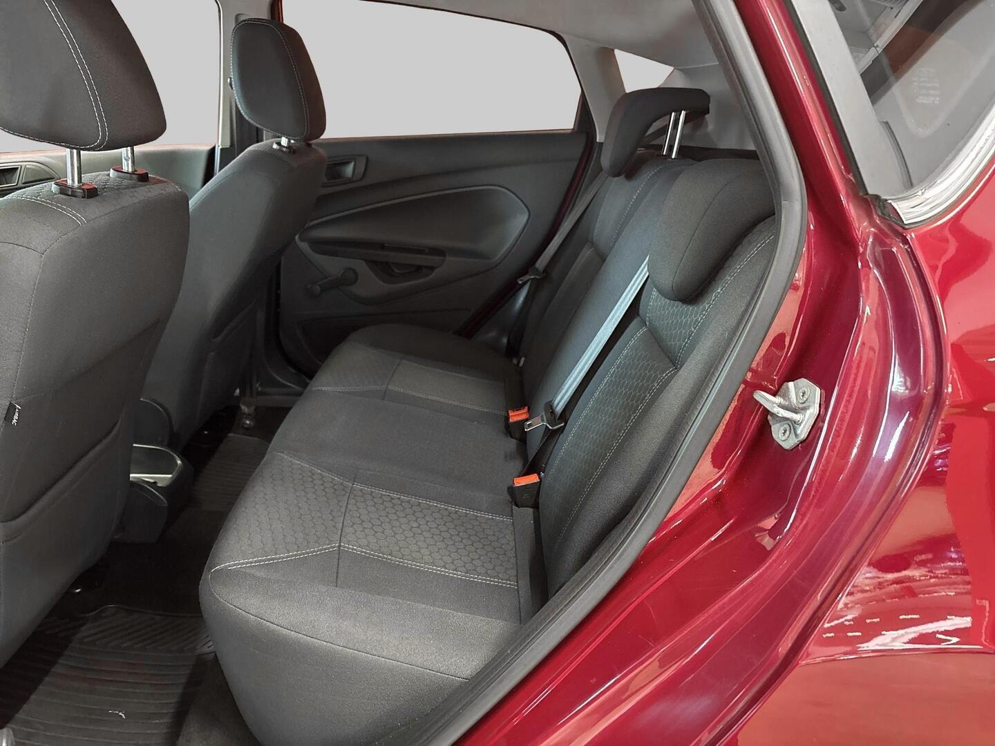 FORD Fiesta 2011