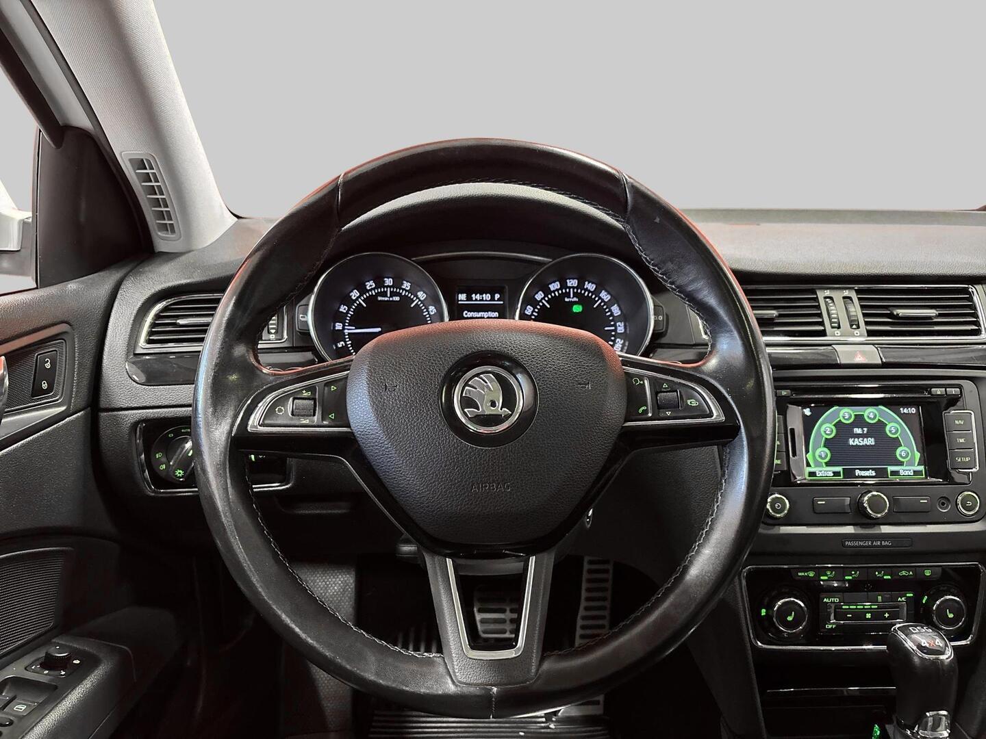 SKODA Superb 2015