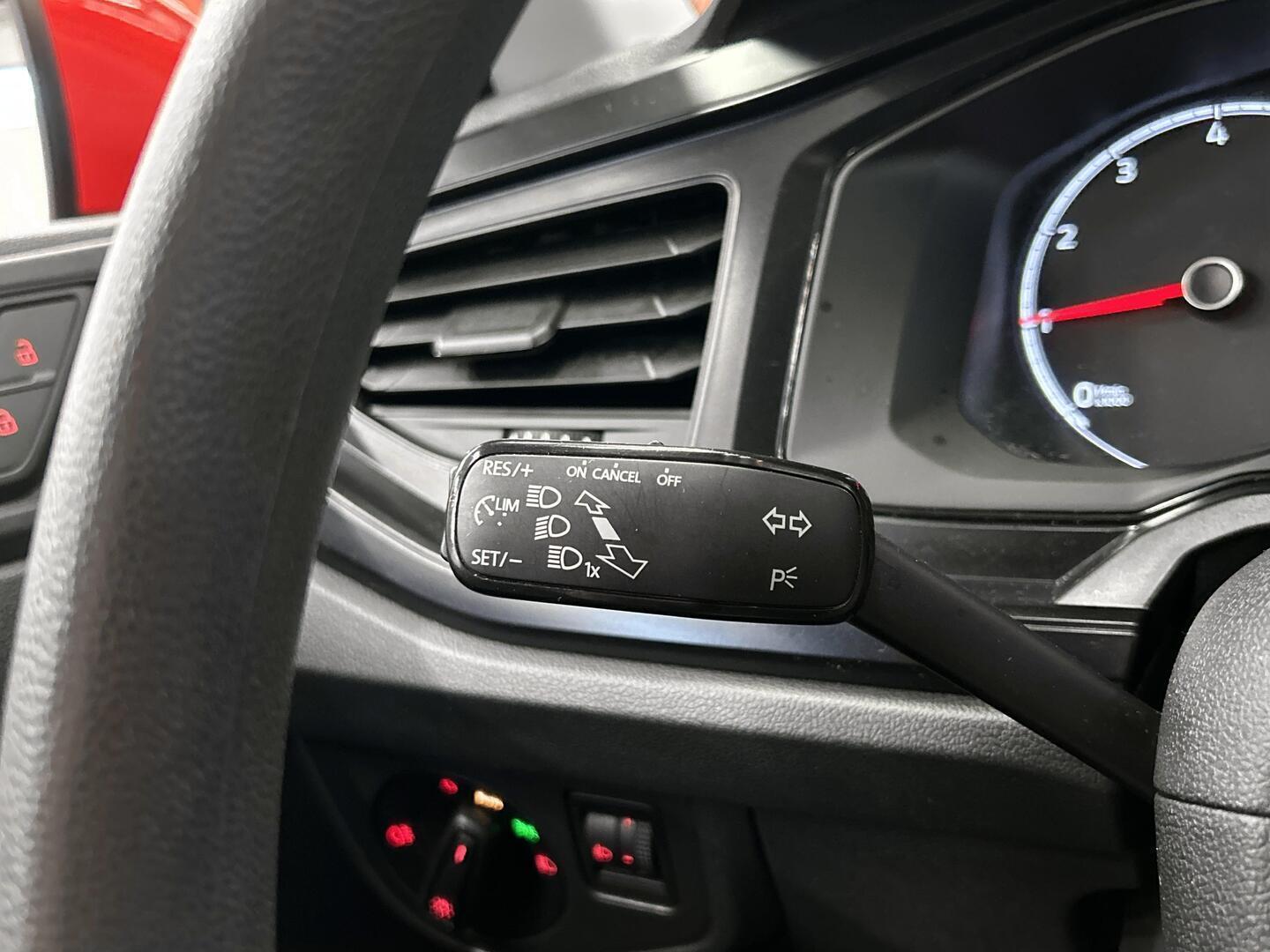 VOLKSWAGEN Polo 2018