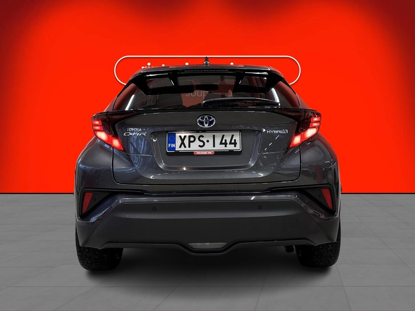 TOYOTA C-HR 2021