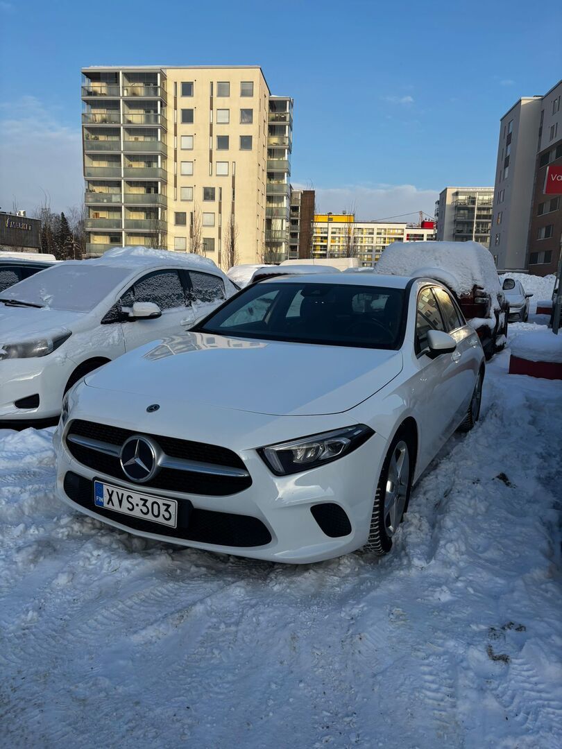 MERCEDES-BENZ A 2019