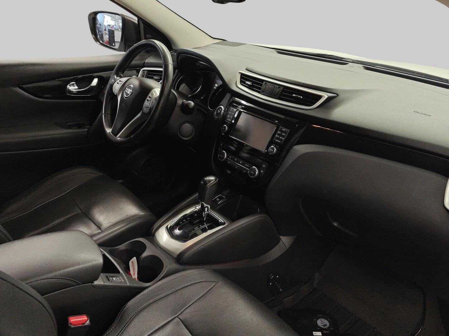 NISSAN Qashqai 2016