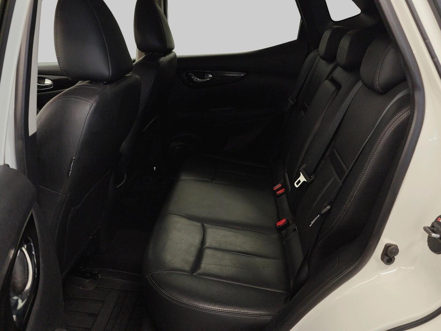 NISSAN Qashqai 2016