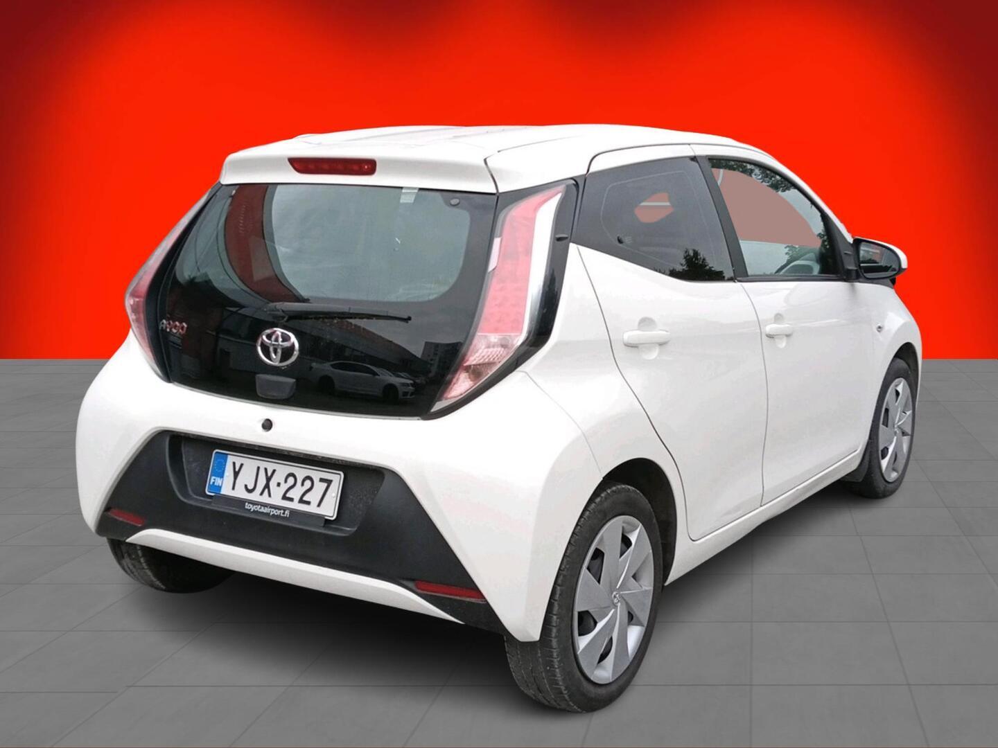 TOYOTA AYGO 2018