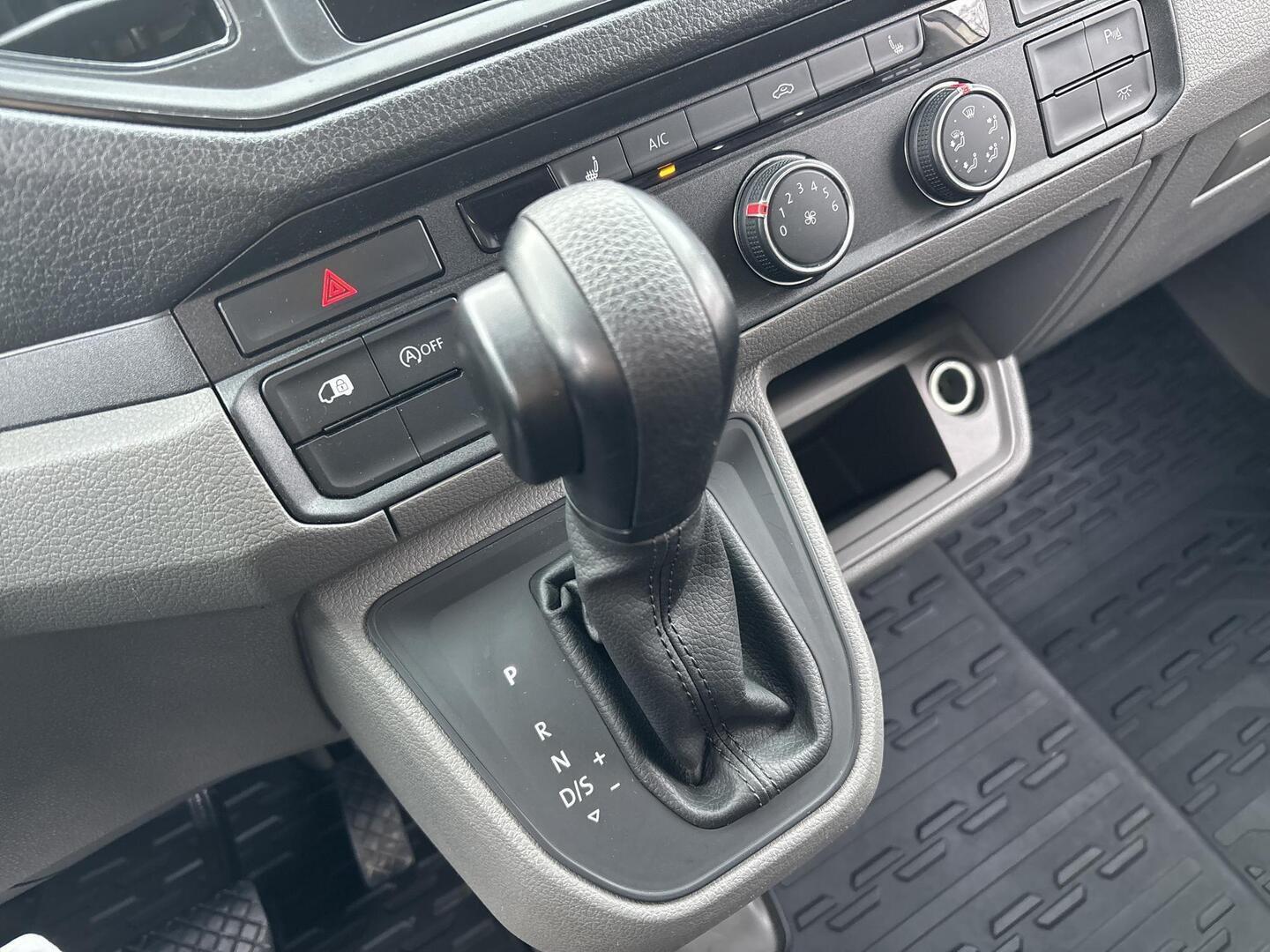 VOLKSWAGEN CRAFTER 2020