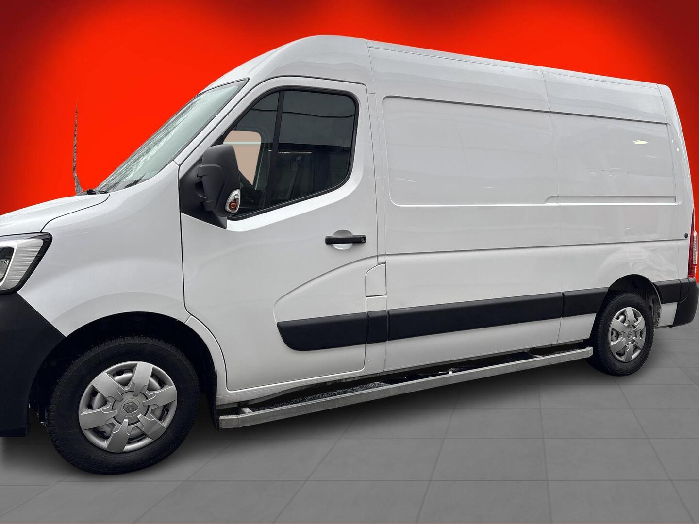 RENAULT MASTER 2020