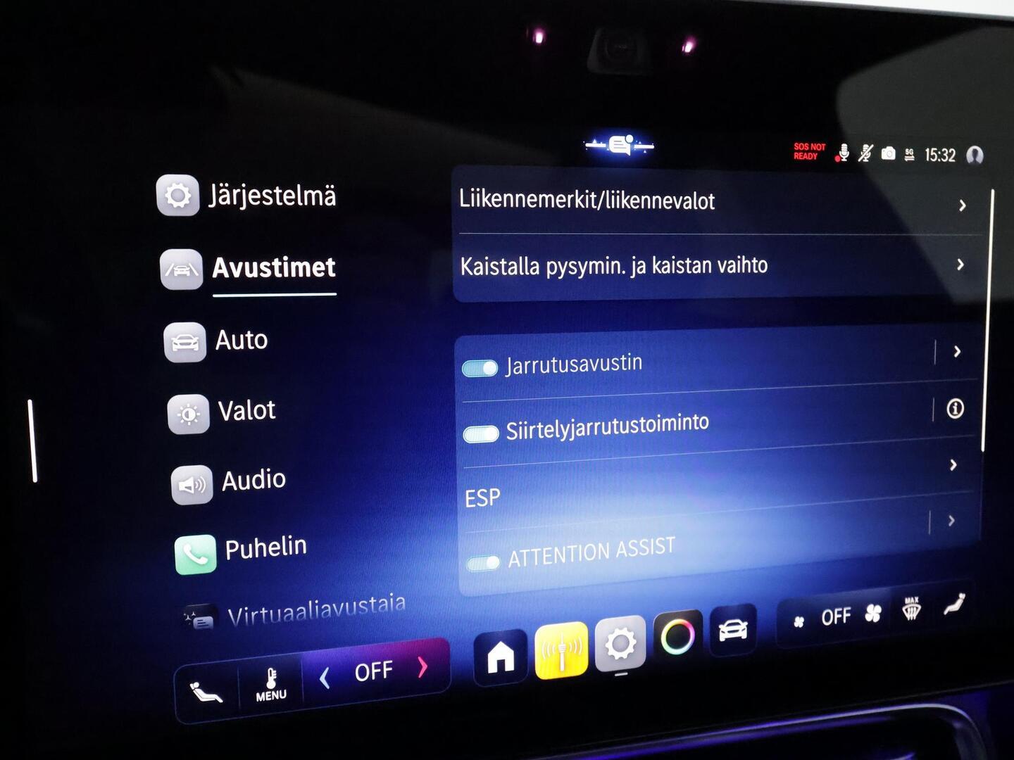 MERCEDES-BENZ CLA 2025