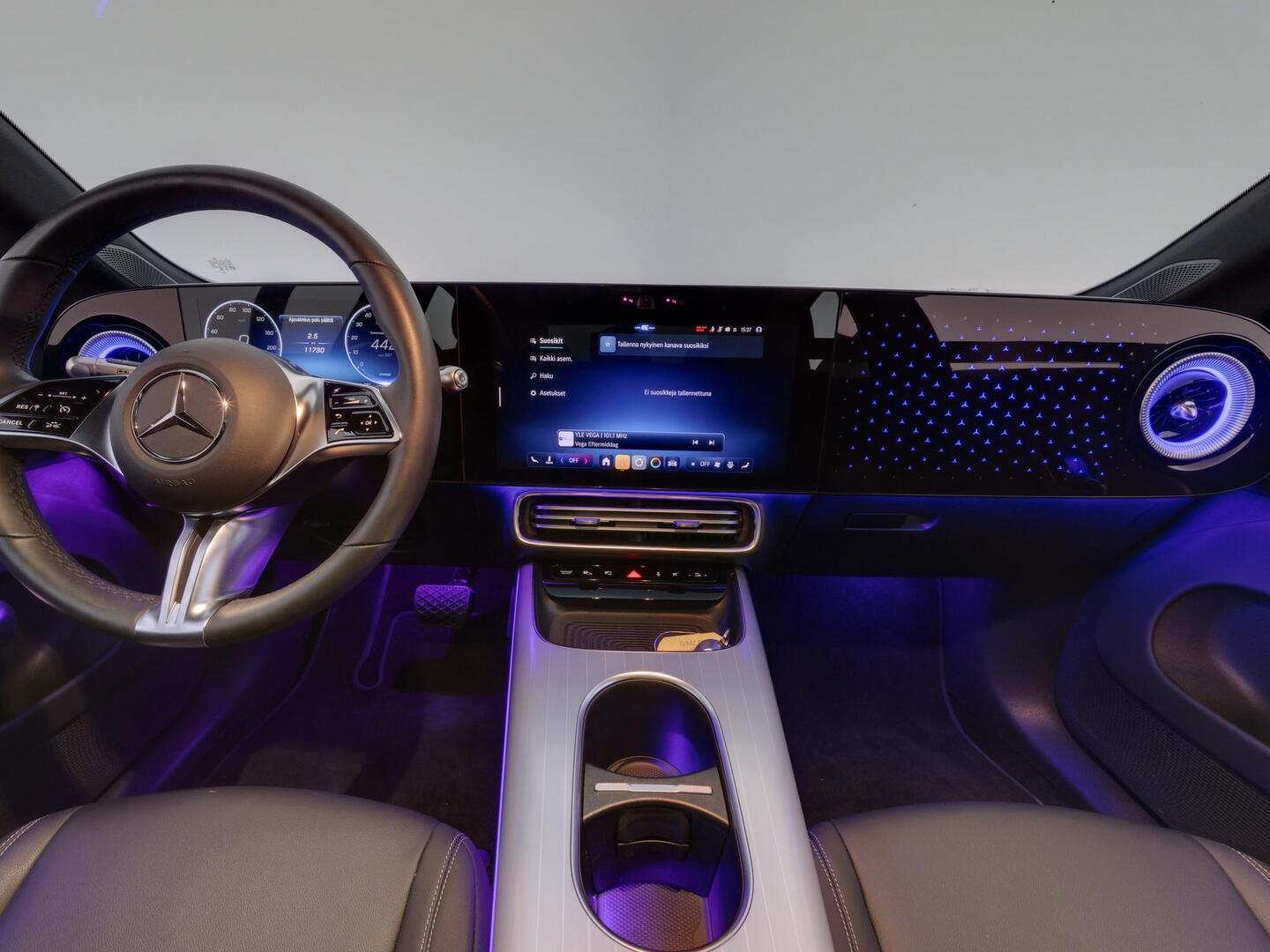 MERCEDES-BENZ CLA 2025