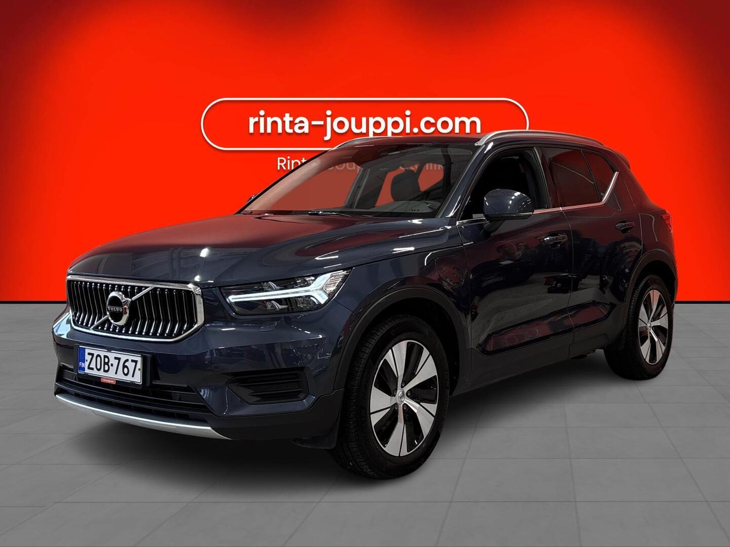 VOLVO XC40 2022