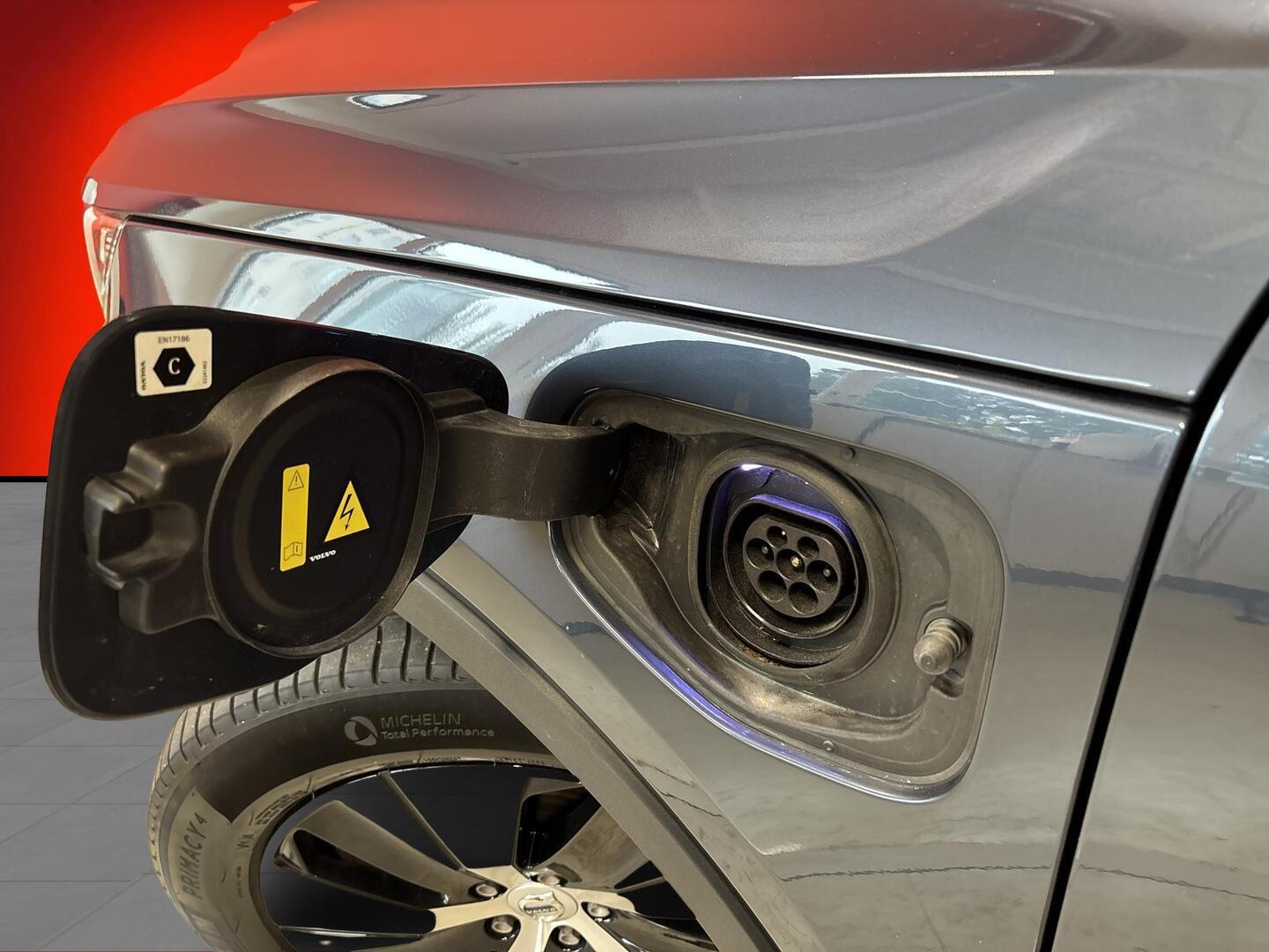 VOLVO XC40 2022