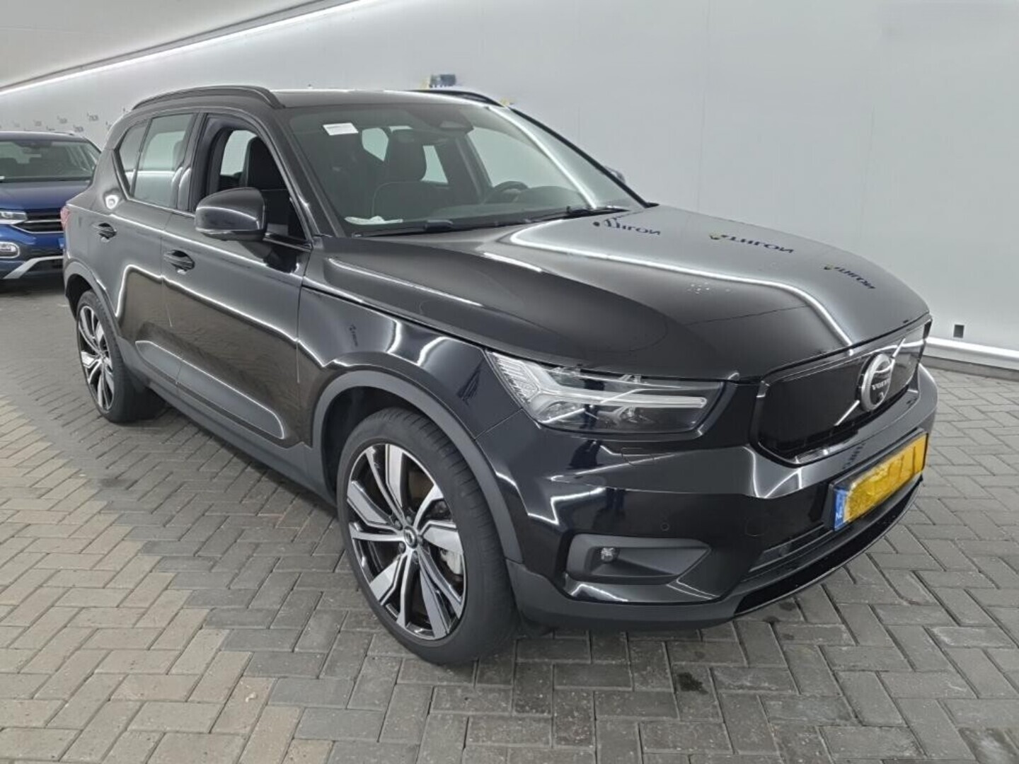VOLVO XC40 2021