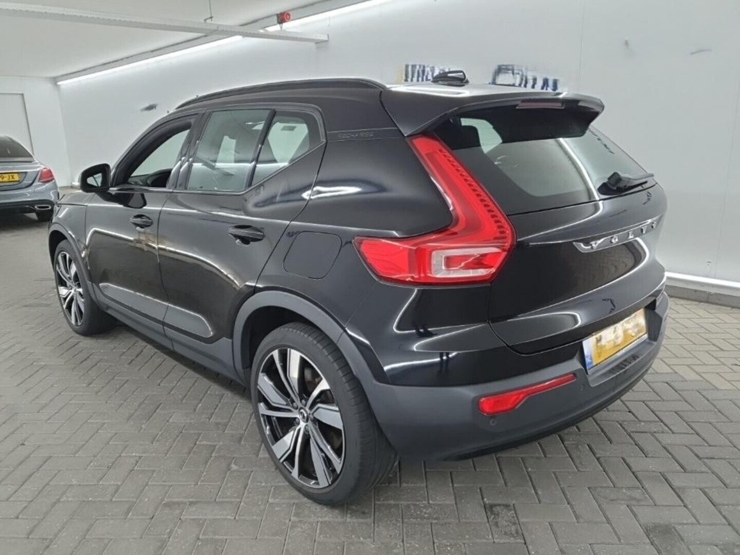 VOLVO XC40 2021