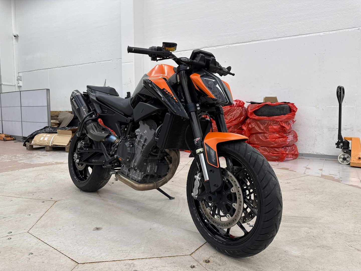 KTM 890 2021