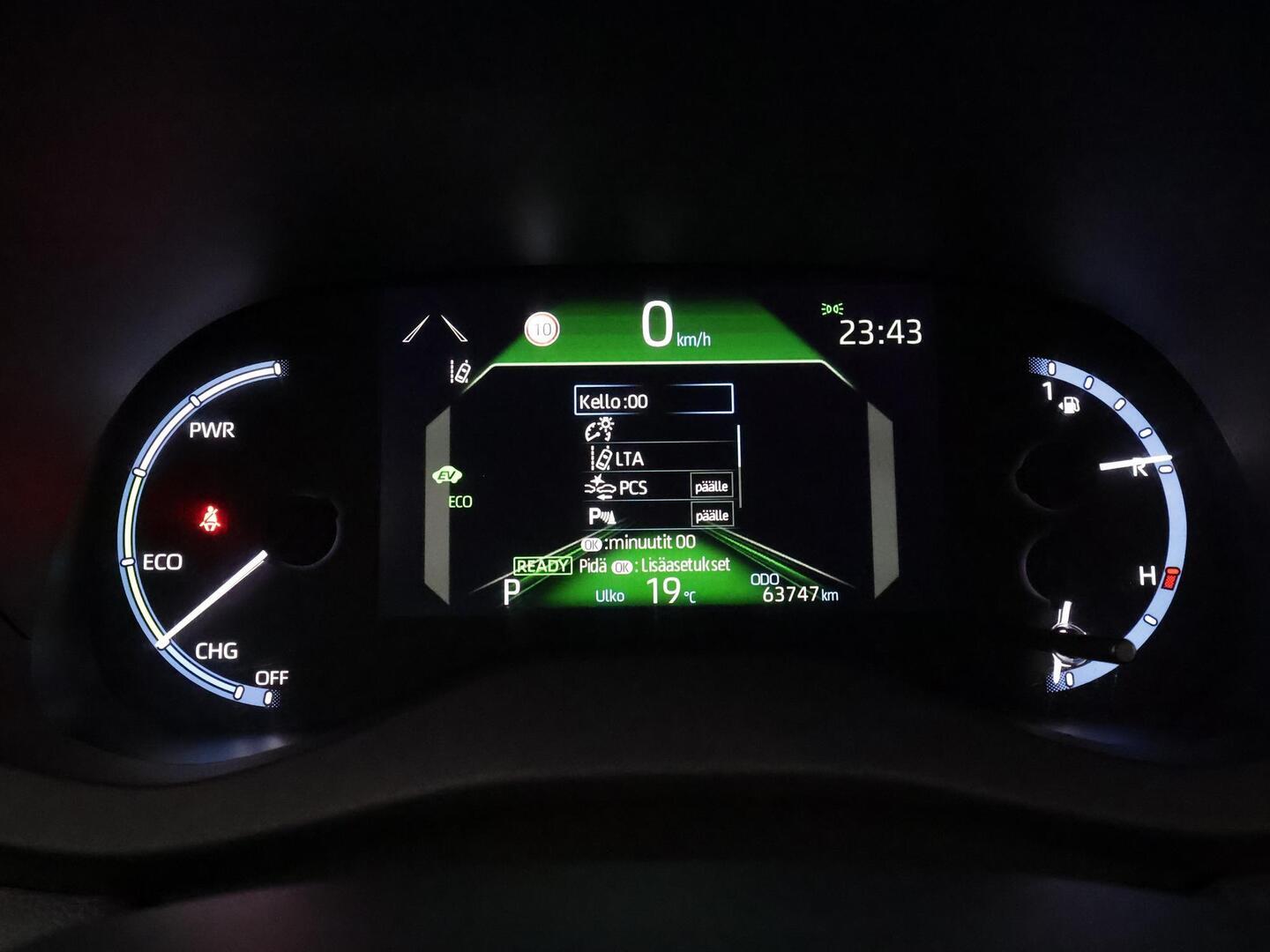 TOYOTA YARIS CROSS 2022