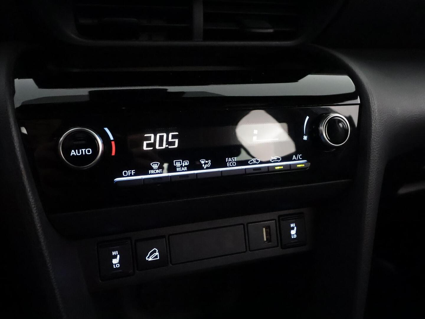 TOYOTA YARIS CROSS 2022