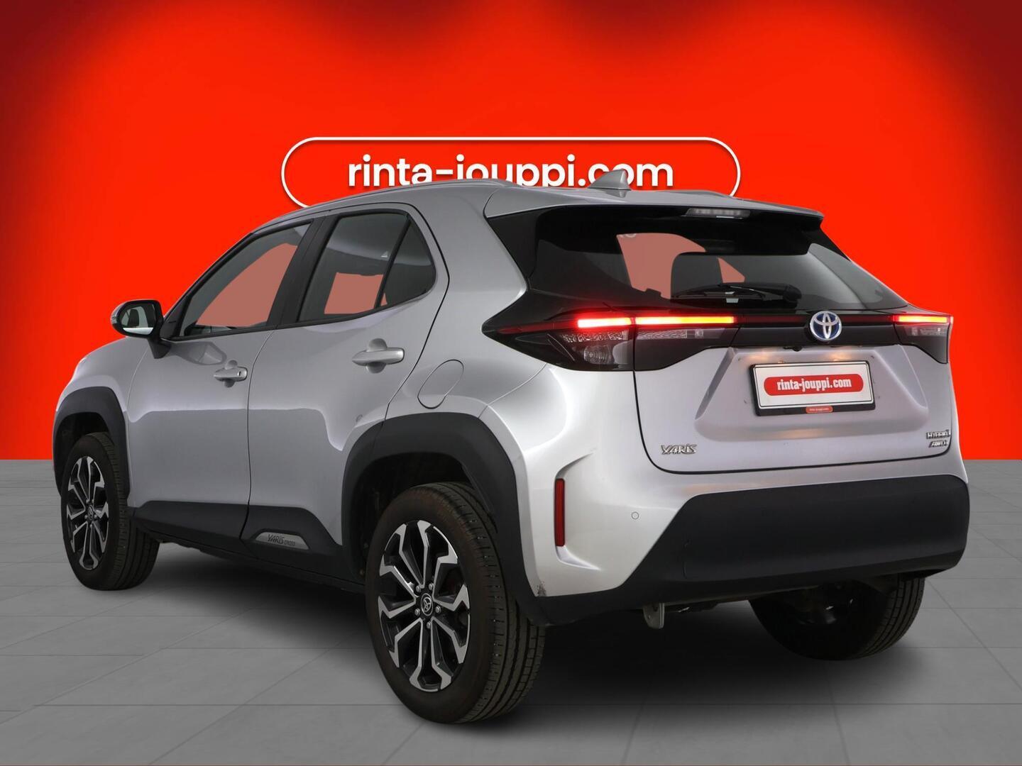 TOYOTA YARIS CROSS 2022