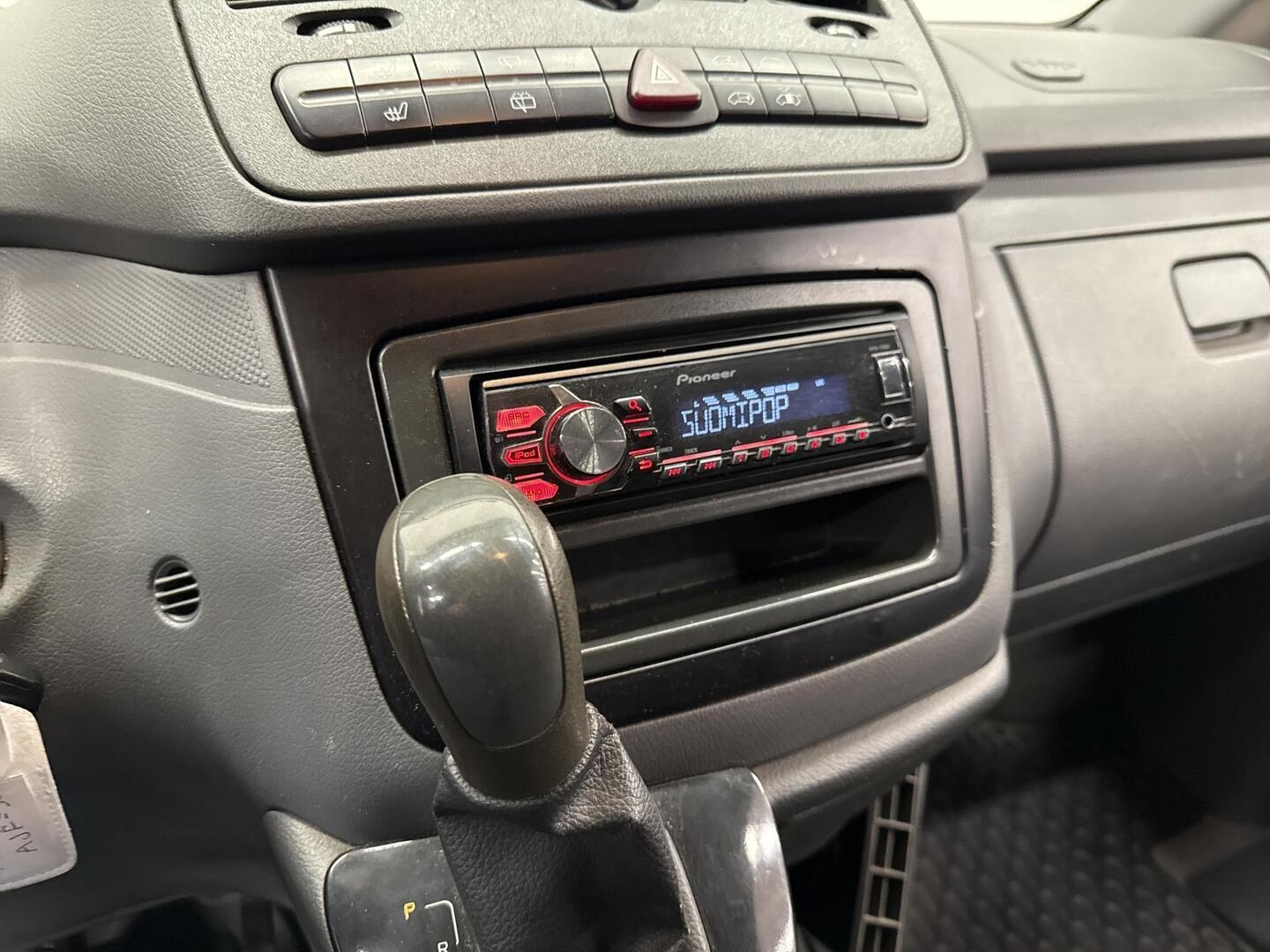 MERCEDES-BENZ Vito 2004