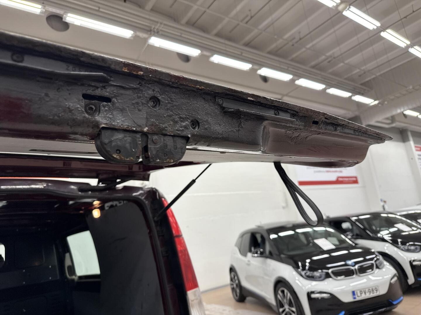 MERCEDES-BENZ Vito 2004