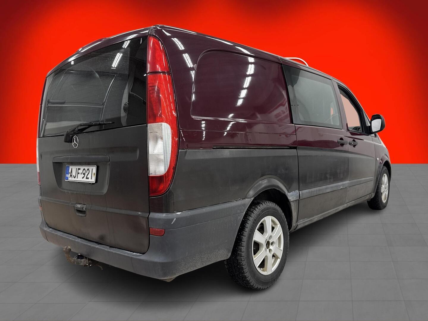 MERCEDES-BENZ Vito 2004