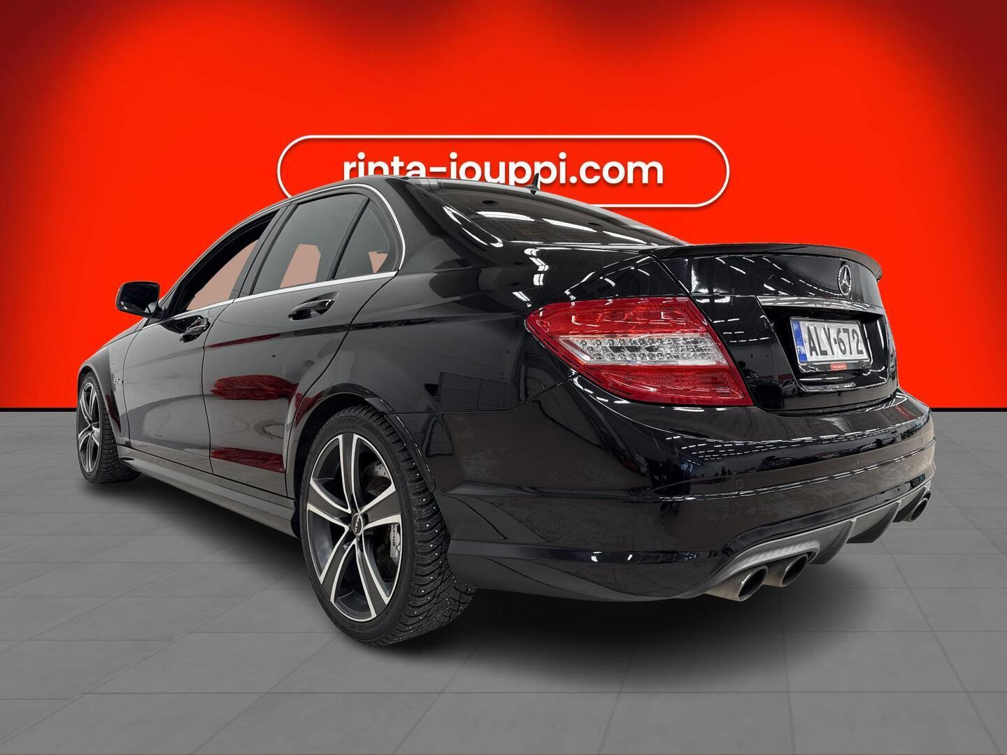 MERCEDES-BENZ C 63 AMG 2008