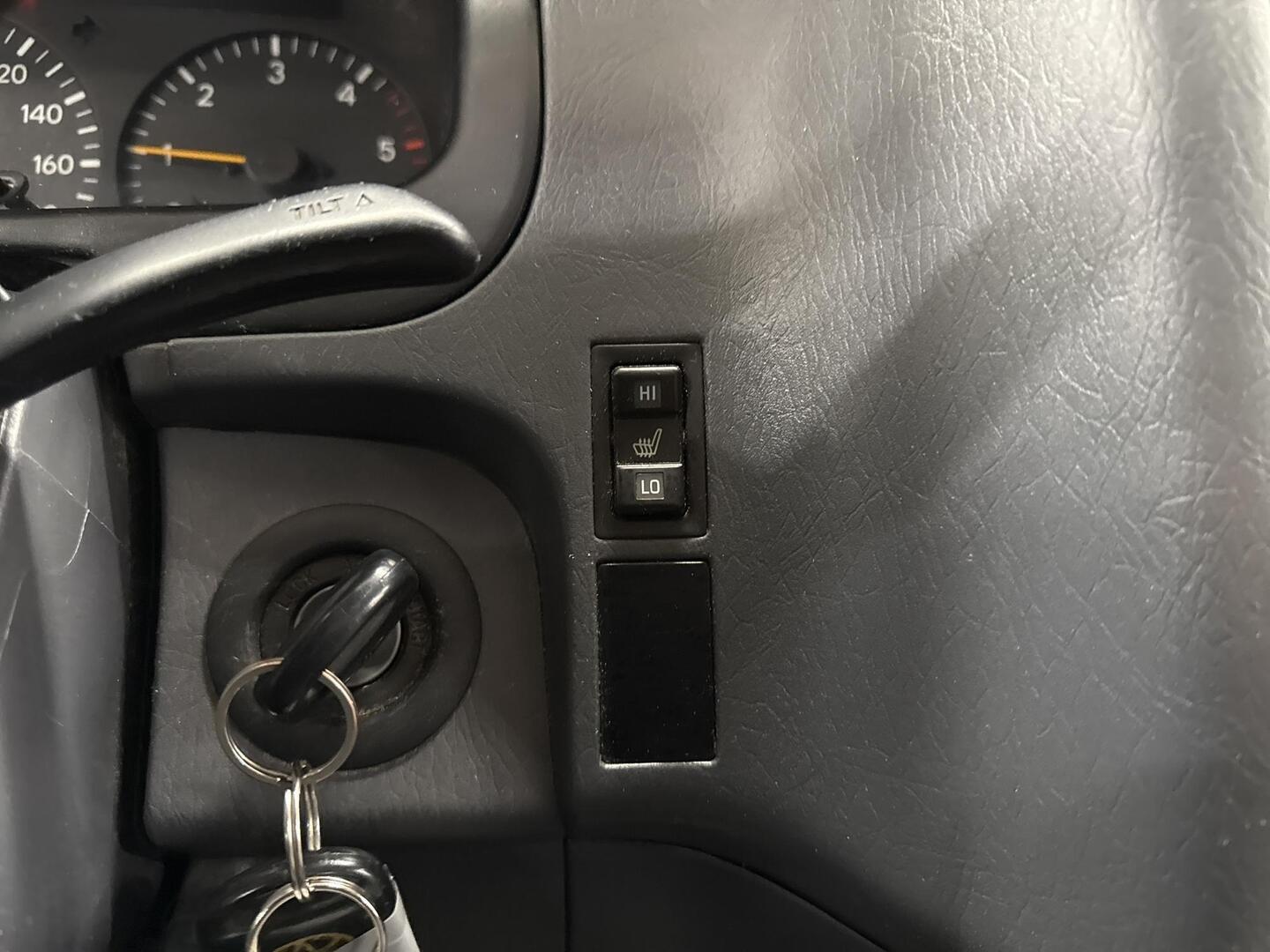 TOYOTA Hiace 2007