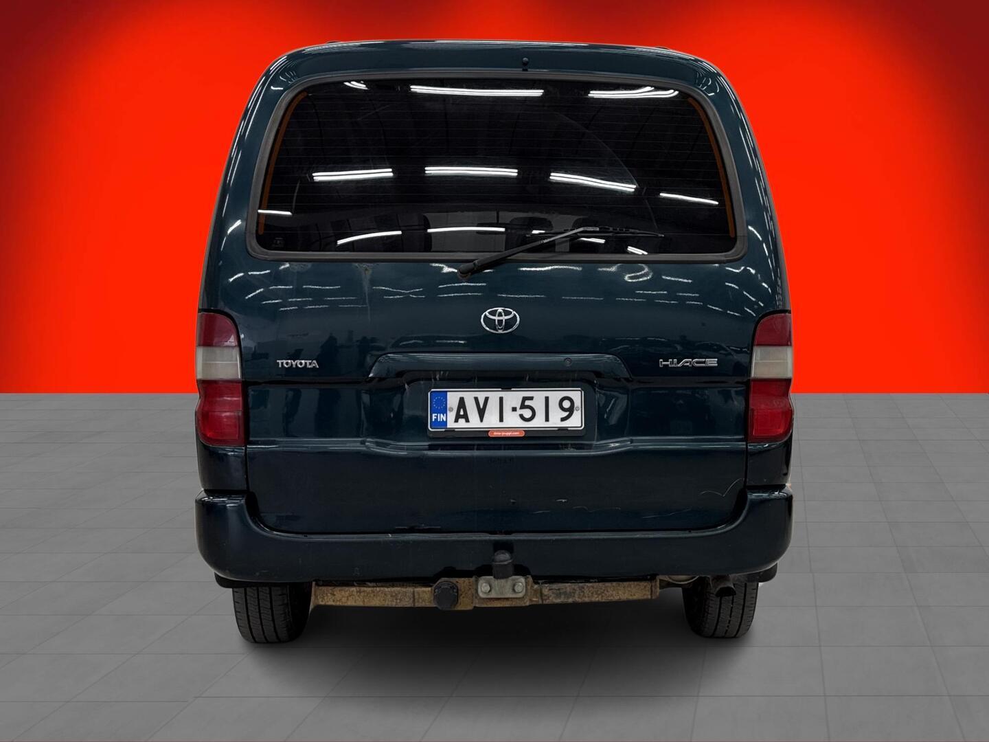 TOYOTA Hiace 2007