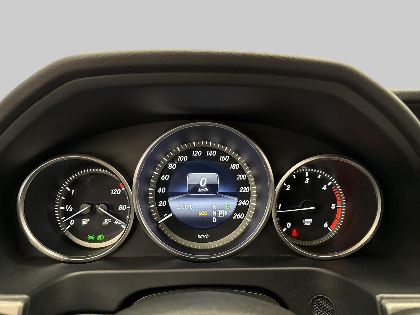 MERCEDES-BENZ E 2014