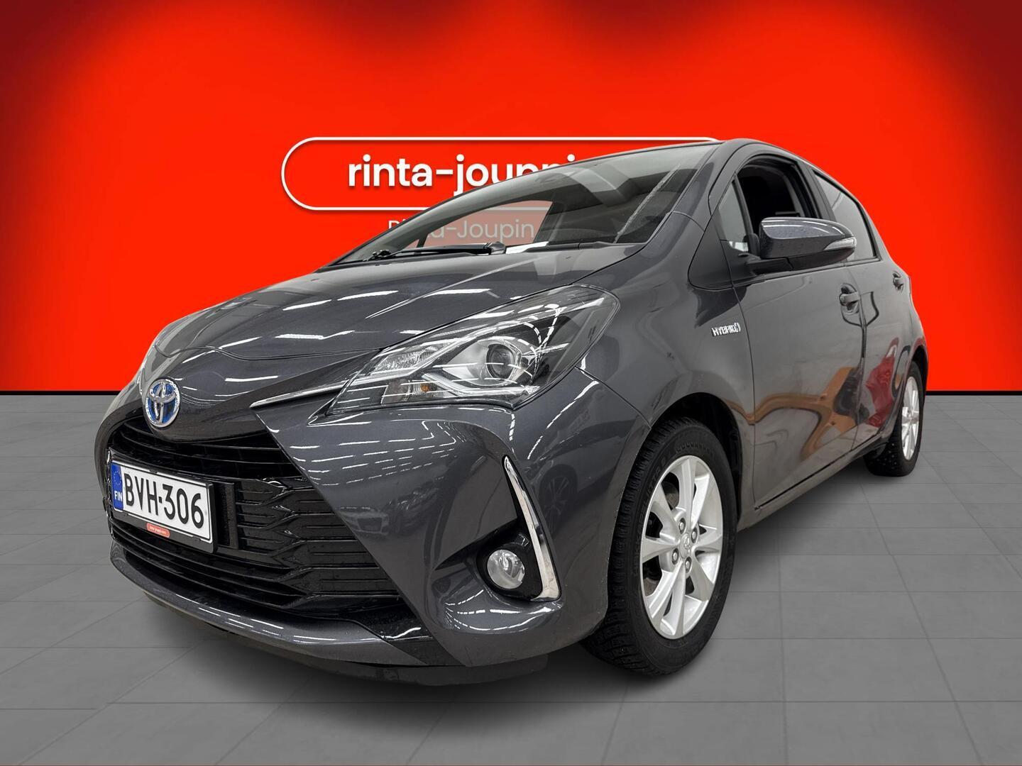 TOYOTA Yaris 2018